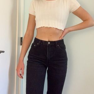 black gap mom jeans